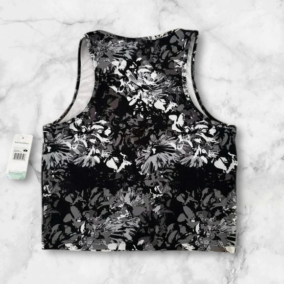 🆕Women’s Marika Balance Collection Crop Top - Picture 6 of 16